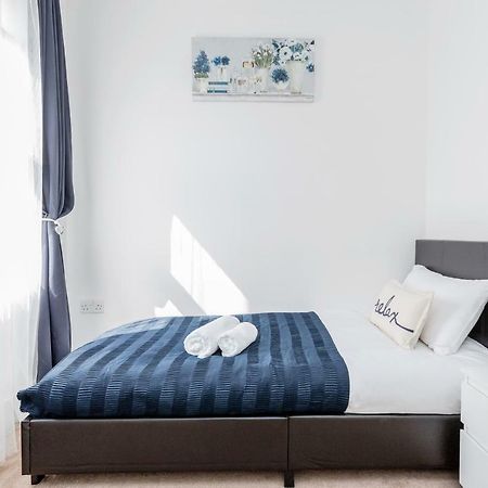 Serviced Apartment /Excel/ Olympic City/ O2 Arena Londra Esterno foto