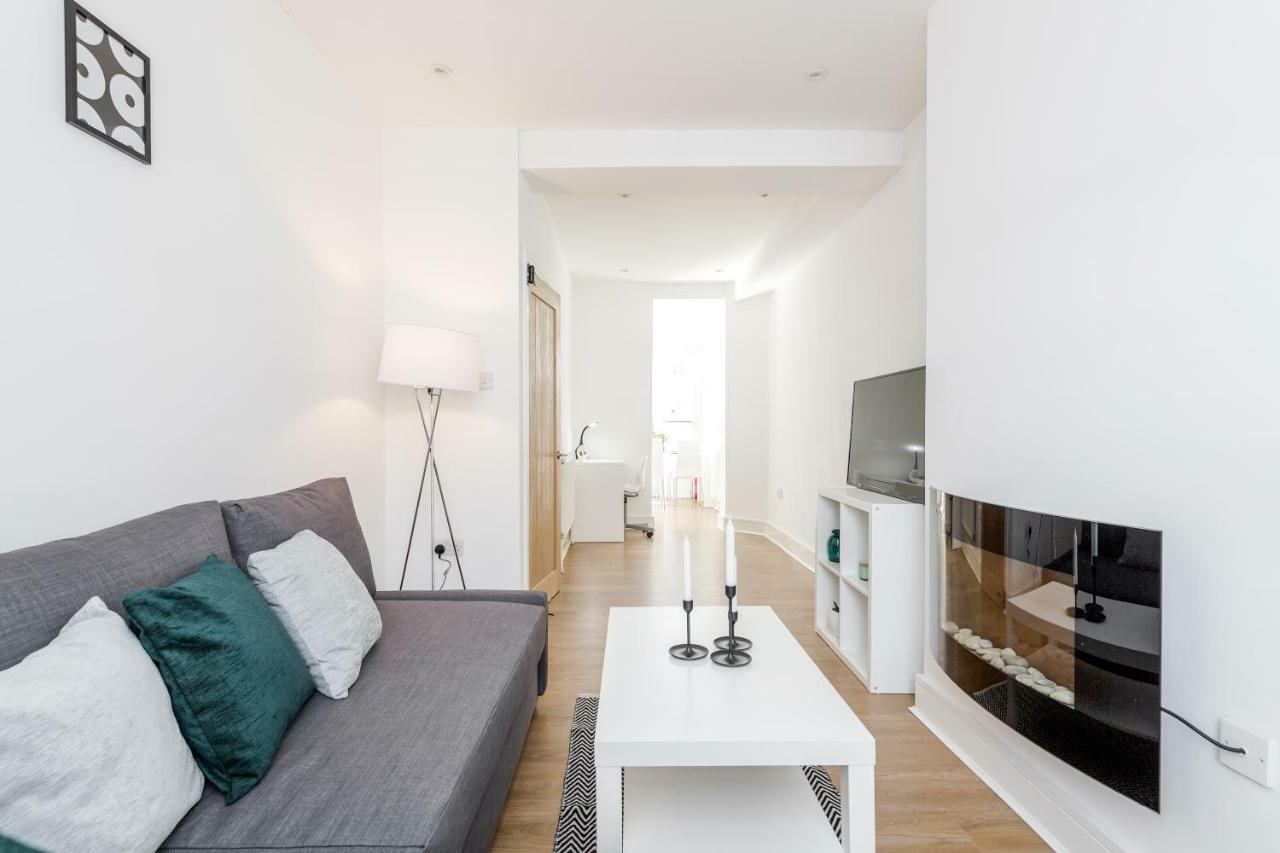 Serviced Apartment /Excel/ Olympic City/ O2 Arena Londra Esterno foto