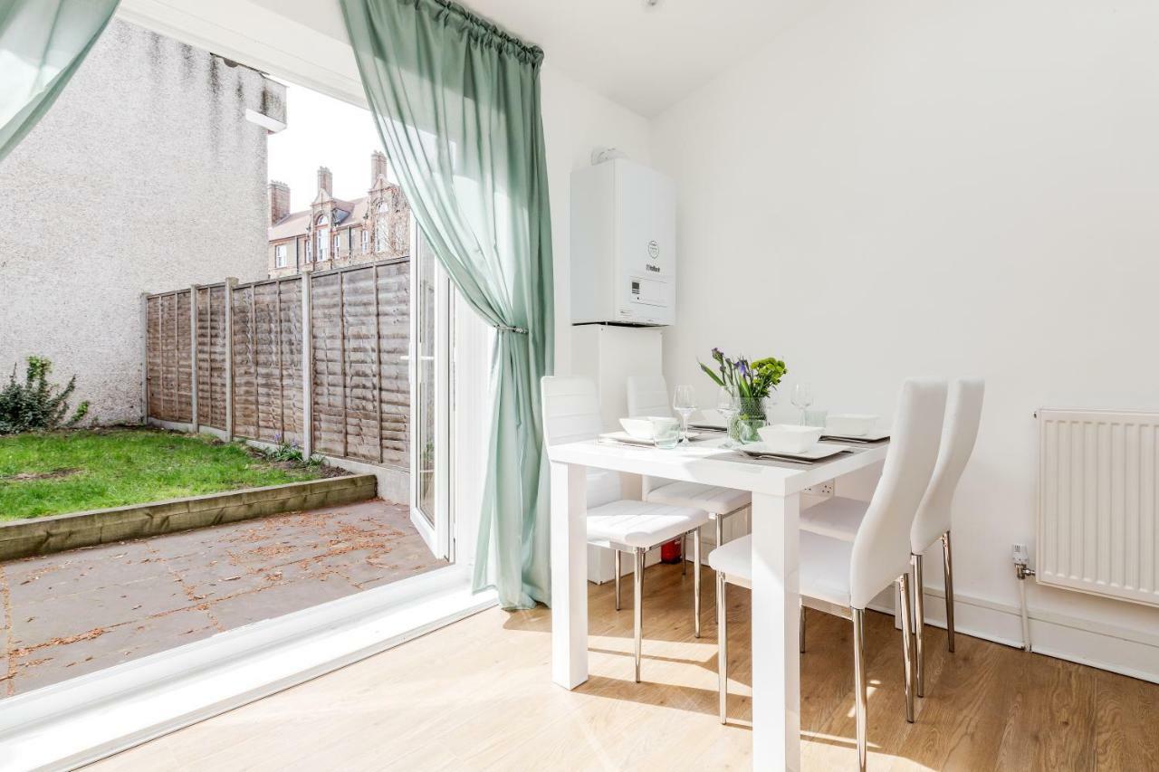 Serviced Apartment /Excel/ Olympic City/ O2 Arena Londra Esterno foto